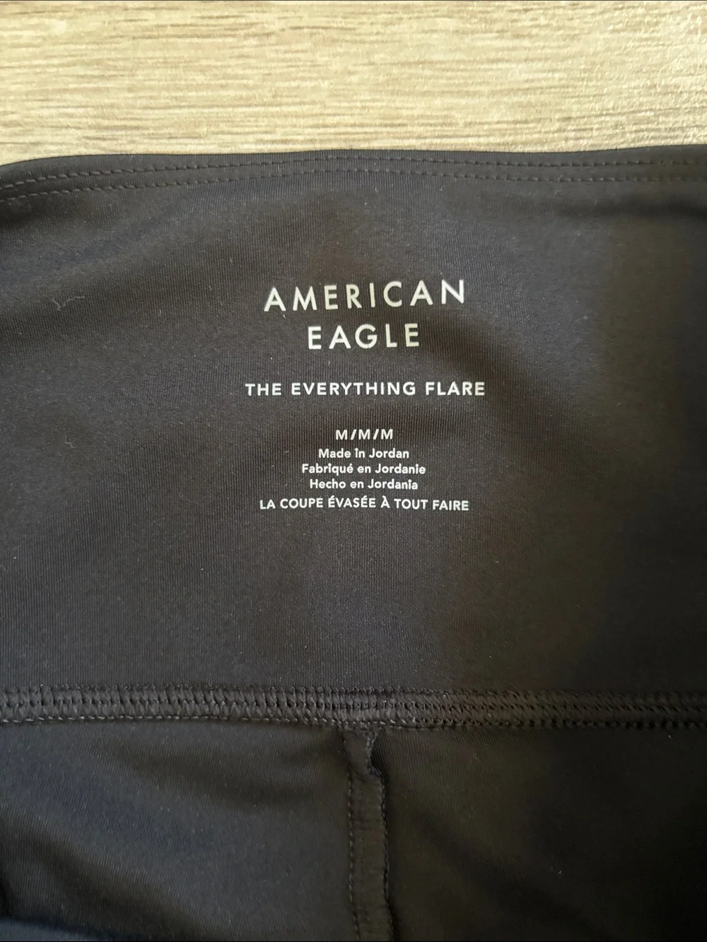 American Eagle Black The Everything Flare Pants Leggings Size Medium - Picture 7 of 9